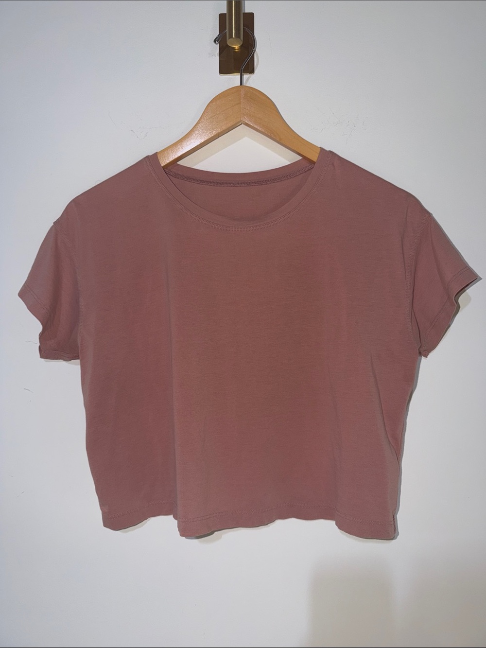 Lululemon cropped tee size 6 - Dusty Rose